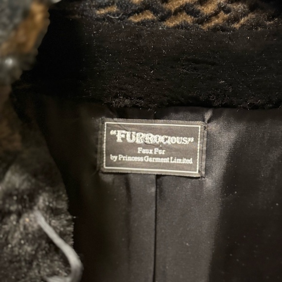 Vintage 70s Furrocious Faux Fur Long Swing Coat - Made in Canada - L/XL - Picture 6 of 14